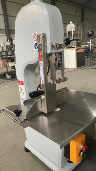 Machine de découpe multifonctionnelle pour le traitement des os de viande